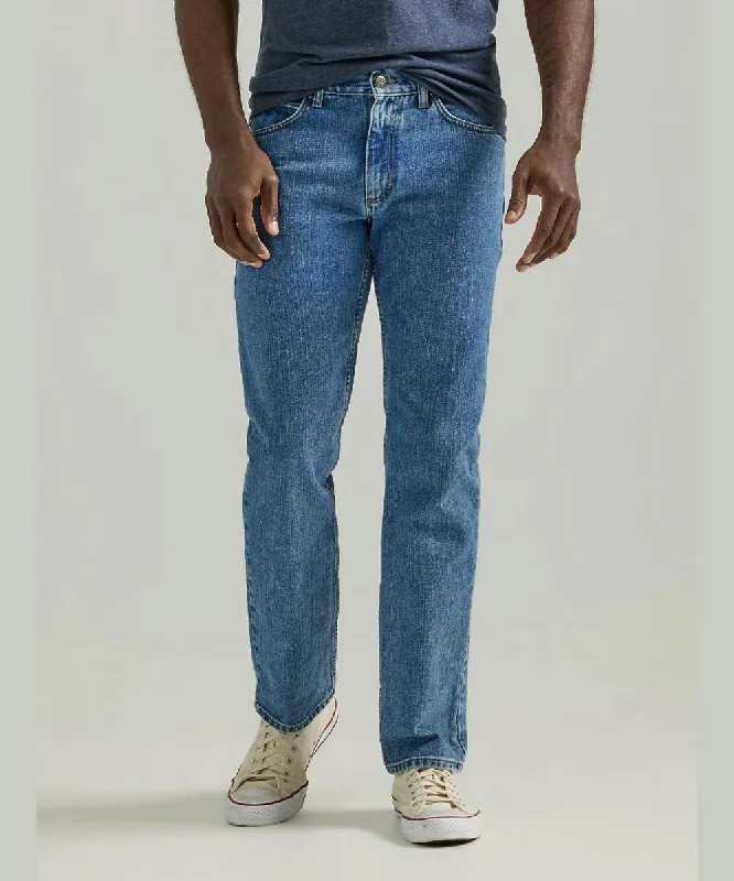 Major Savings Lee Men's Legendary Regular Fit Jeans - Pepperstone