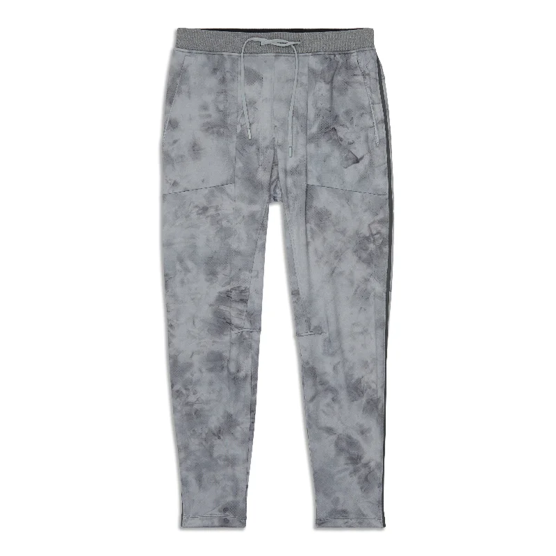 Weekend Special Textured Tech Pant - Resale