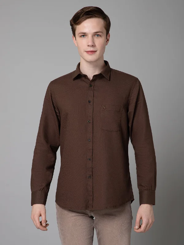 Weekend Savings Spree Men's Brown Casual Self Textured Full Sleeve Shirt