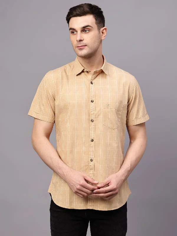Weekend Discounts to Delight Men's Beige Casual Medium Checks Half sleeve Shirt