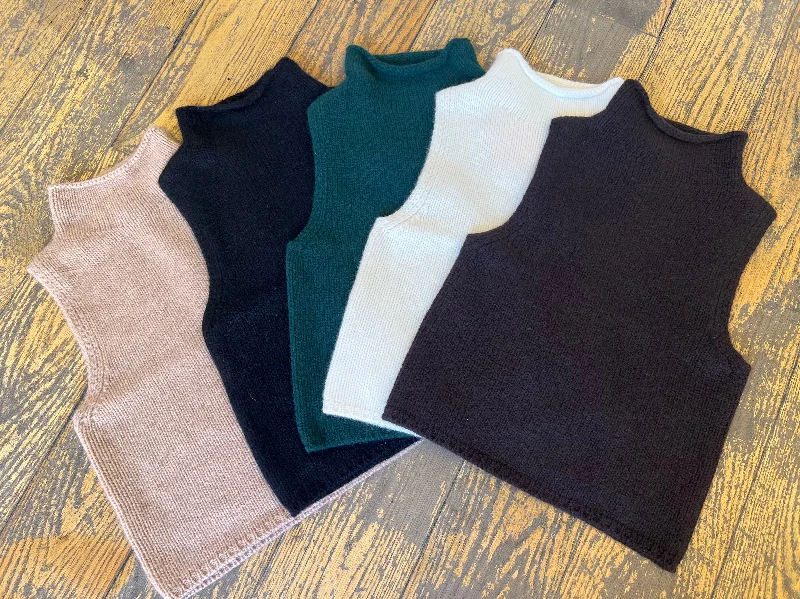 Deal Dash Sabyln Sleeveless Turtleneck