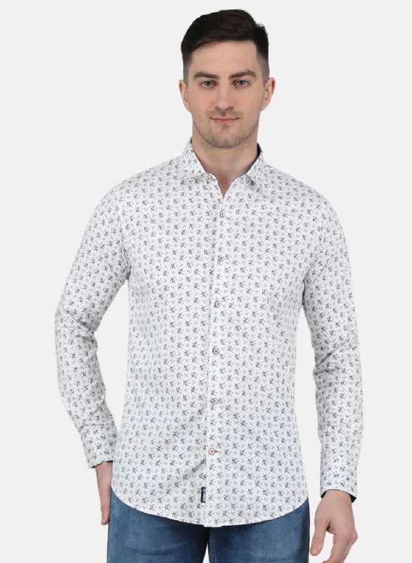 Extra Discounts Men White Printed Shirt