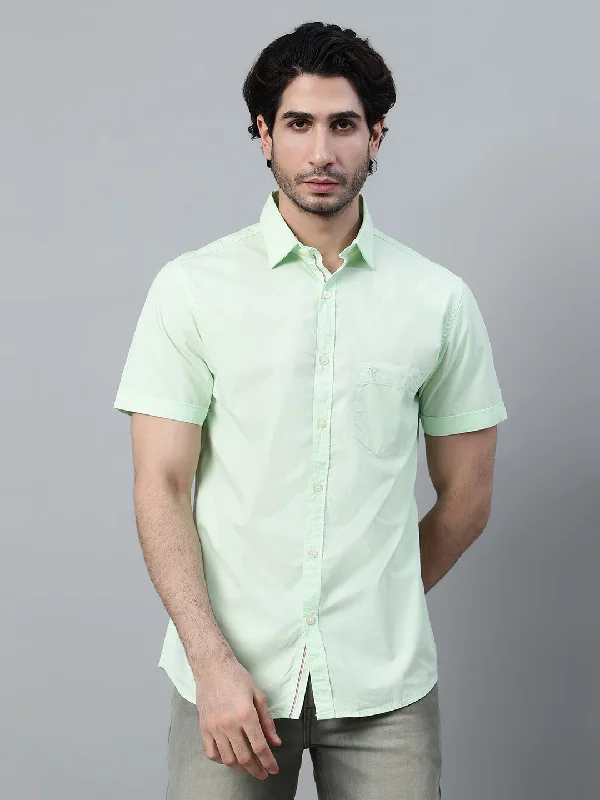 Weekend Savings Galore Men's Light Green Casual Plain Half Sleeve Shirt