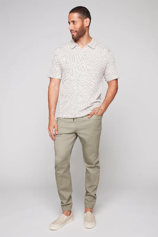 Savings Alert JAGGER - 5 Pocket Soft French Terry Classic Jogger - Light Olive