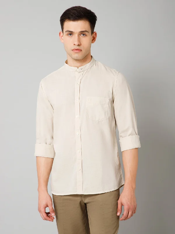 Shop the Weekend Away Men's Offwhite Casual Plain Full Sleeve Shirt