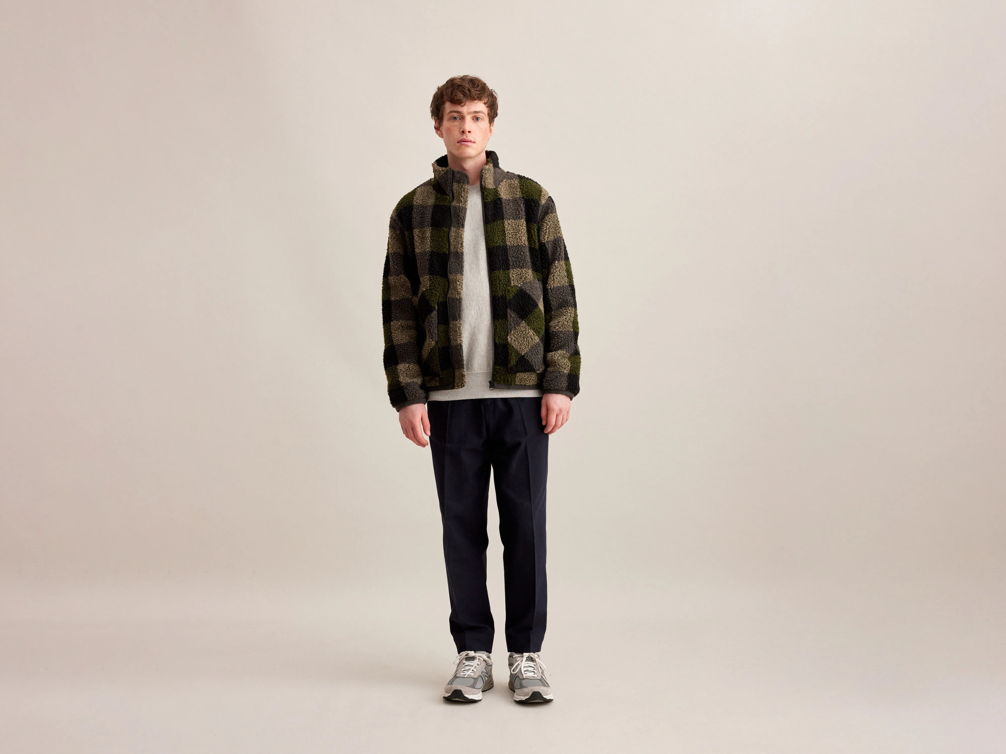 Act Fast Alan Sweatshirt (232 / M / CHECK A)