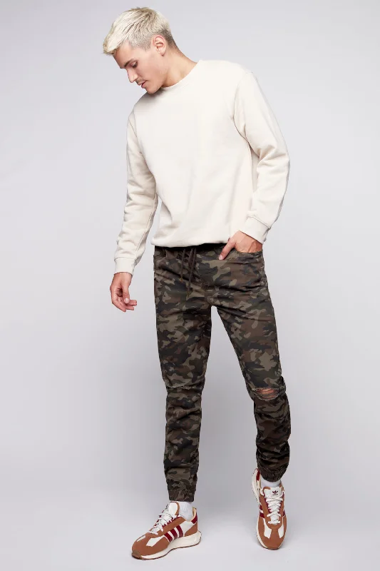 The Best Prices JAGGER - Distressed 5 Pocket Twill Classic Jogger - Camo