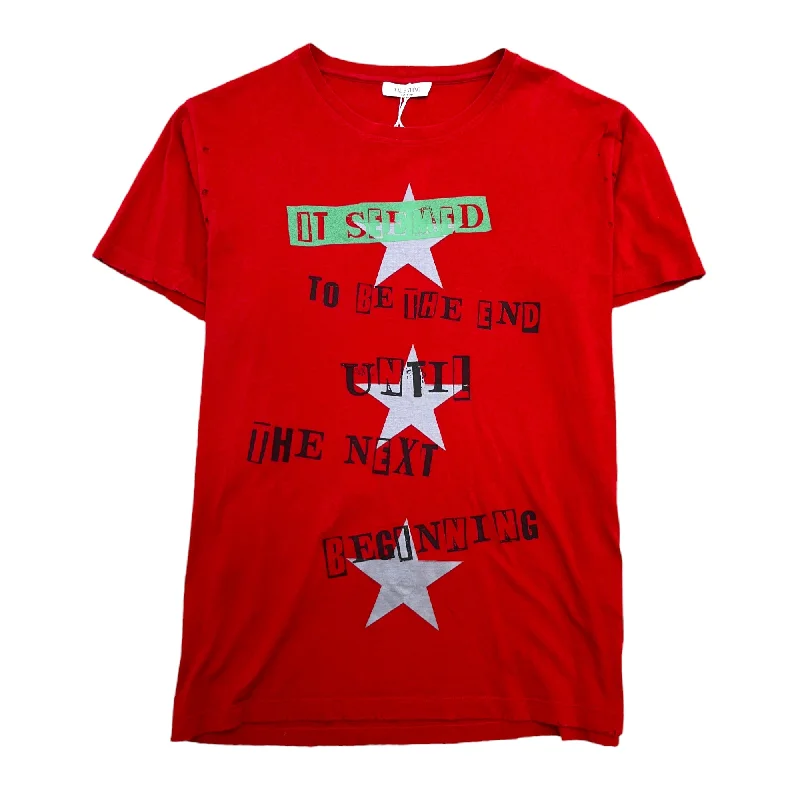 Overstock Sale Men's Distressed Logo T-Shirt Red Size XS