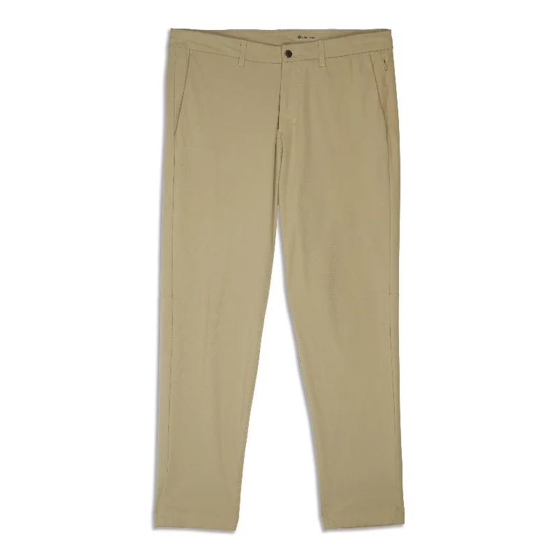 Great Bargain Commission Pant Slim - Resale
