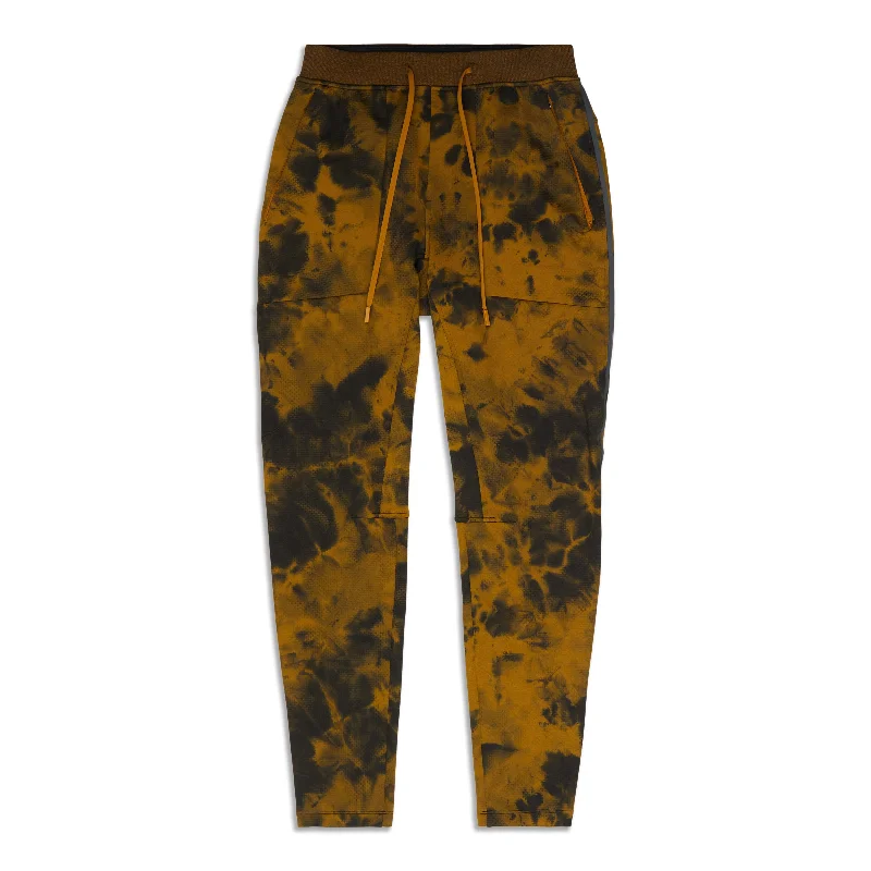 Act Fast Textured Tech Pant - Resale