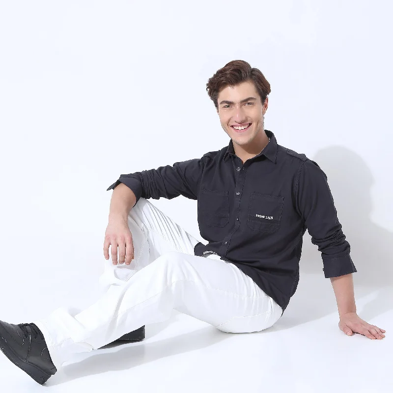 Steals and Deals Regular Fit Solid Shirt