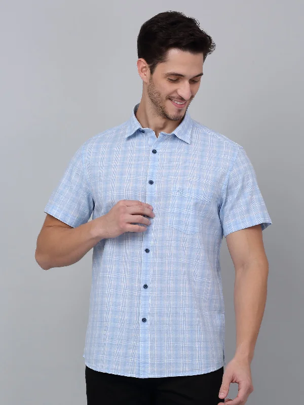 Deal Alert Men's Sky Blue Casual Medium Checks Half sleeve Shirt